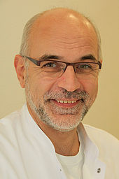 Dr. med. Uwe Monser