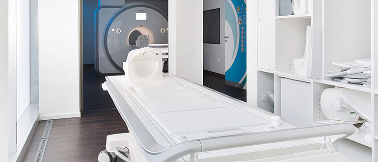 WSE-Radiologie-Vorbereitungsraum-und-MRT-2